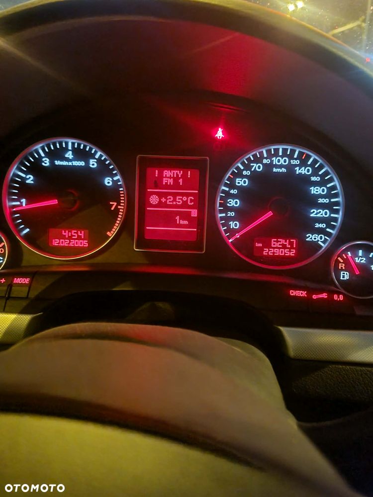 Audi A4 Avant 1.8 T quattro - 18