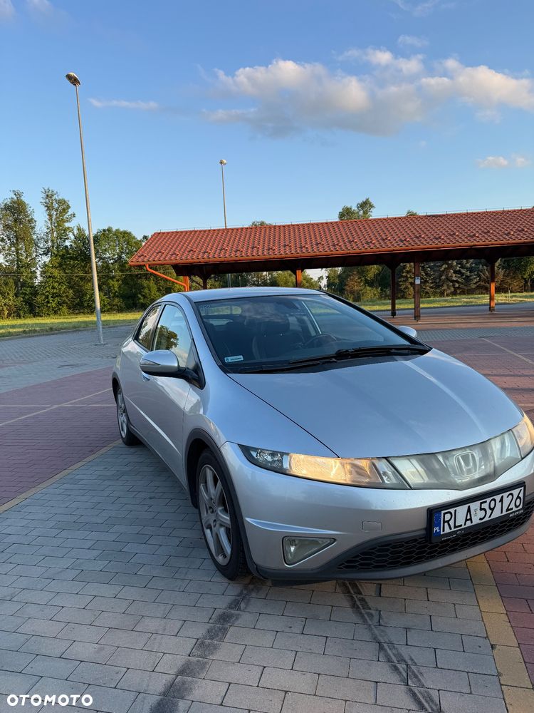 Honda Civic 1.8 Executive - 4