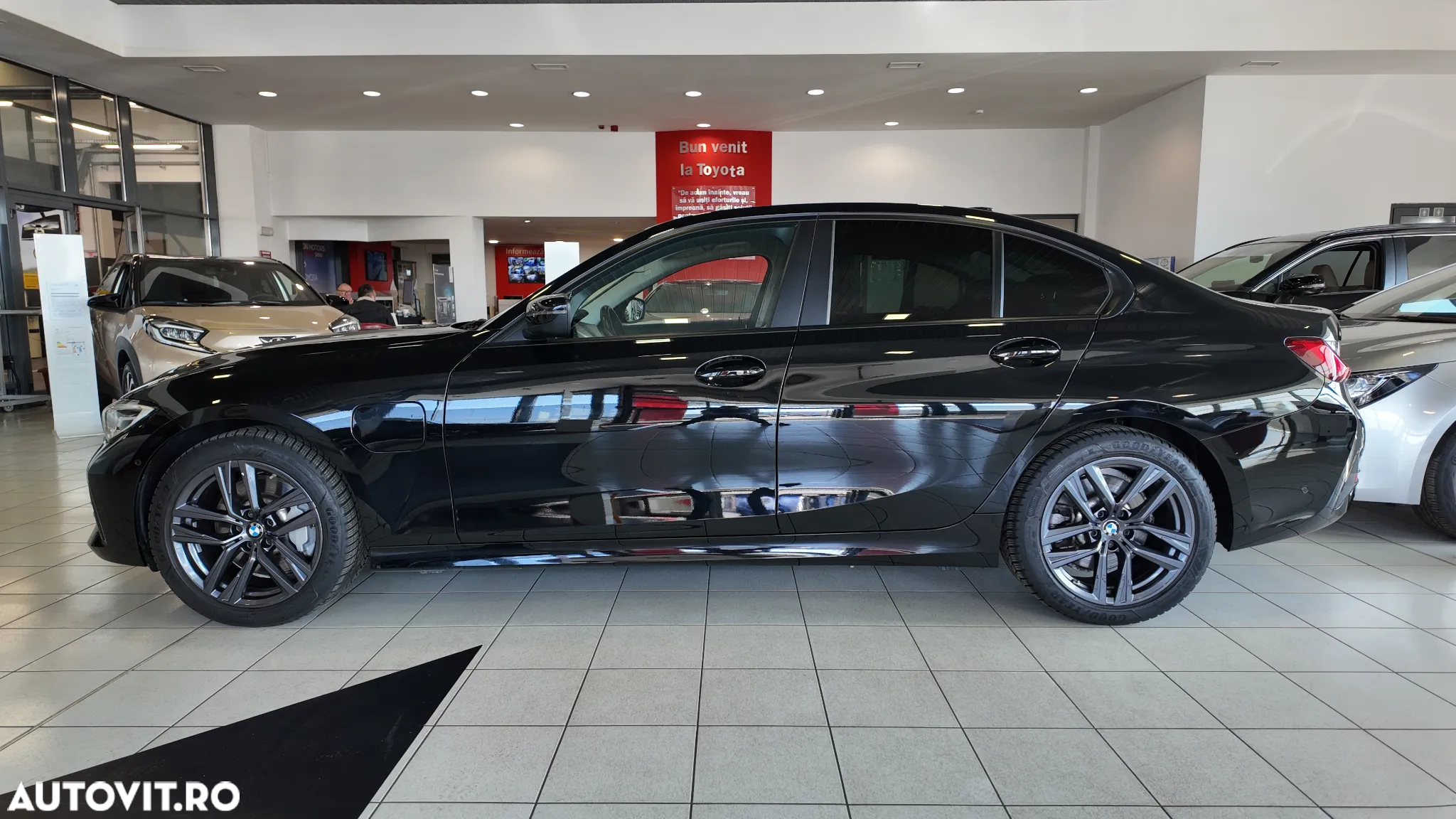 BMW Seria 3 330e xDrive Aut. Sport Line - 7
