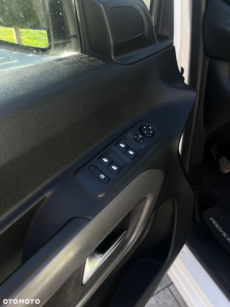 Toyota Proace City Verso 1.2 D-4T Business - 18