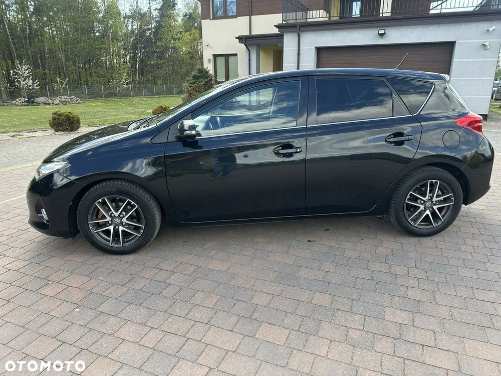 Toyota Auris - 4