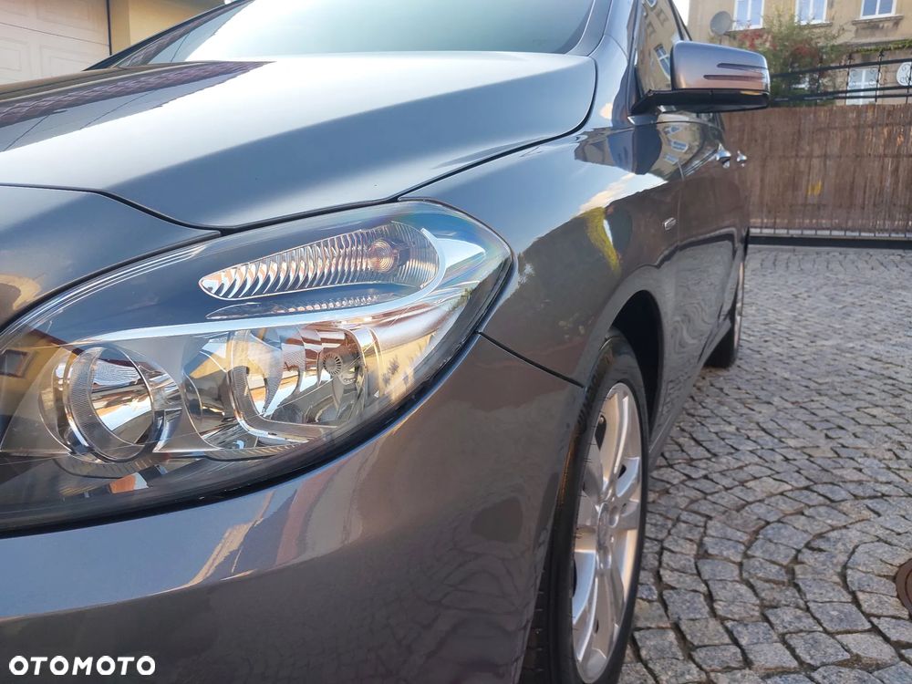 Mercedes-Benz Klasa B 180 CDI (BlueEFFICIENCY) - 11