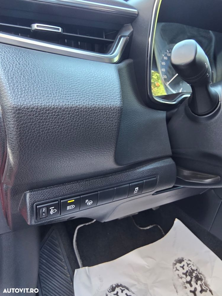 Toyota Corolla 1.8 Business Edition - 19