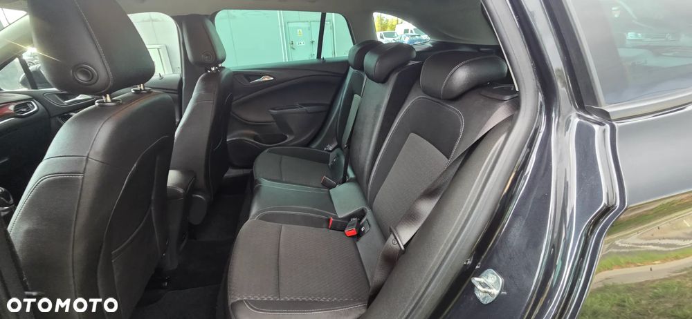 Opel Astra 1.4 Turbo Start/Stop Innovation - 32