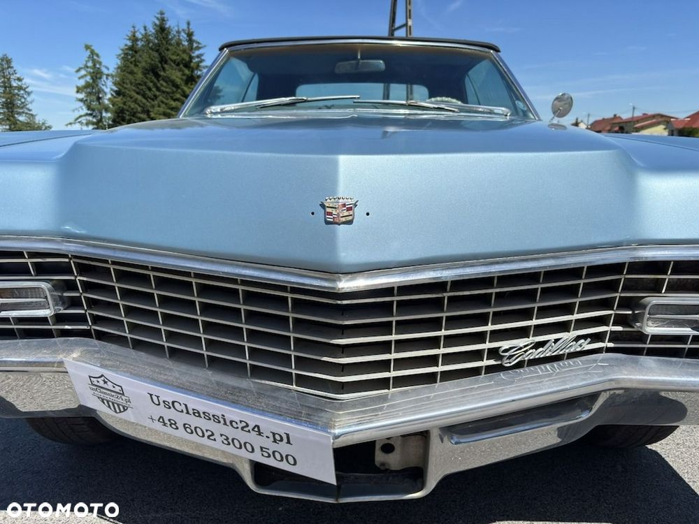 Cadillac Deville - 19