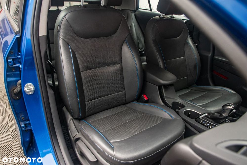 Hyundai IONIQ - 15