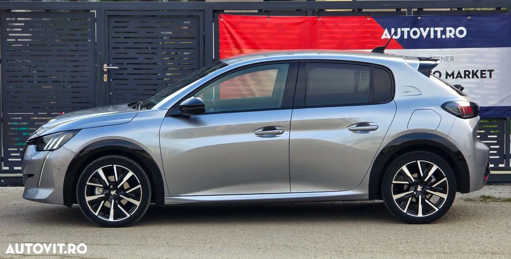 Peugeot 208 PureTech 130 EAT8 GT - 8