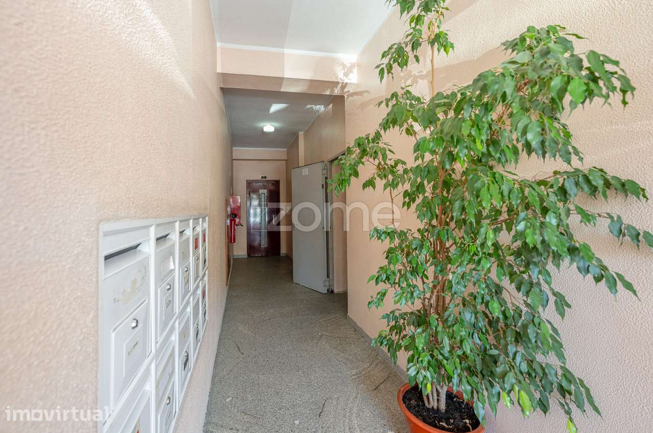 APARTAMENTO T2 PENAFIEL C/ 2 VARANDAS E LUGAR DE GARAGEM - Grande imagem: 4/30