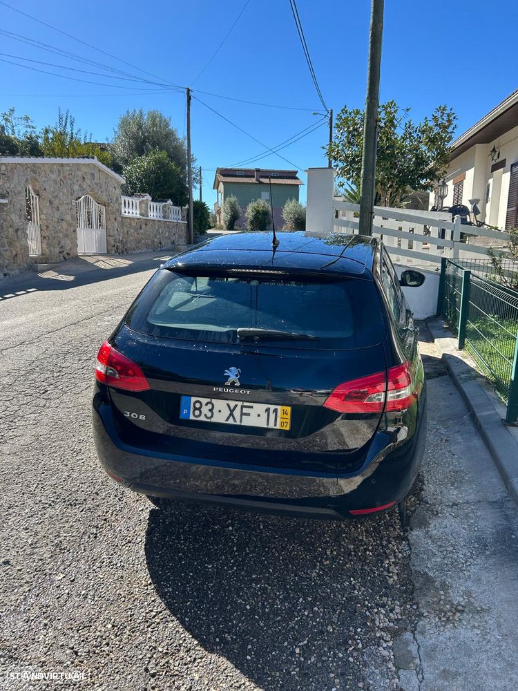 Peugeot 308 SW - 11