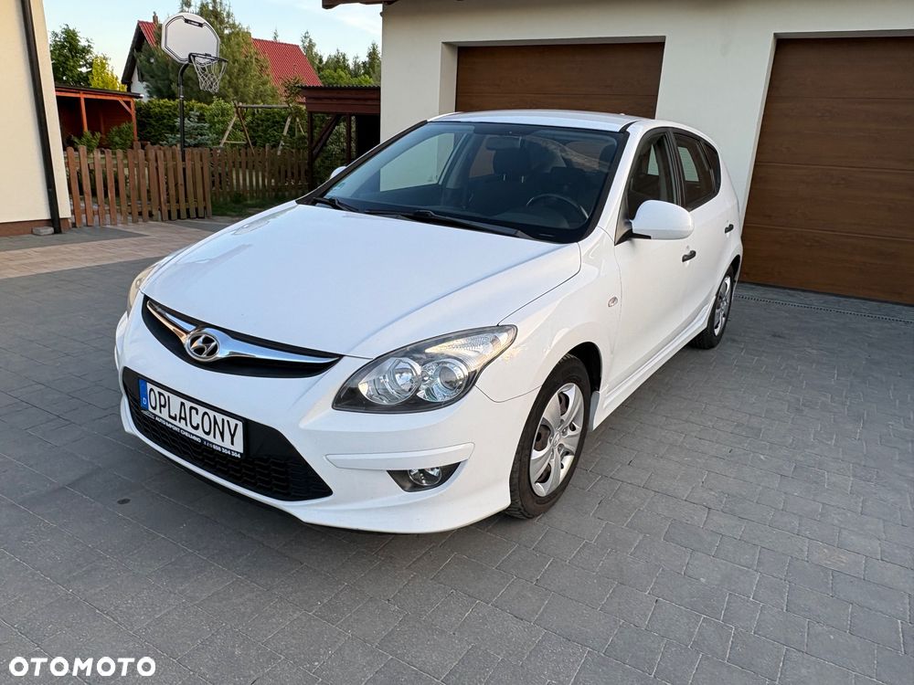 Hyundai i30 blue 1.4 Style - 10