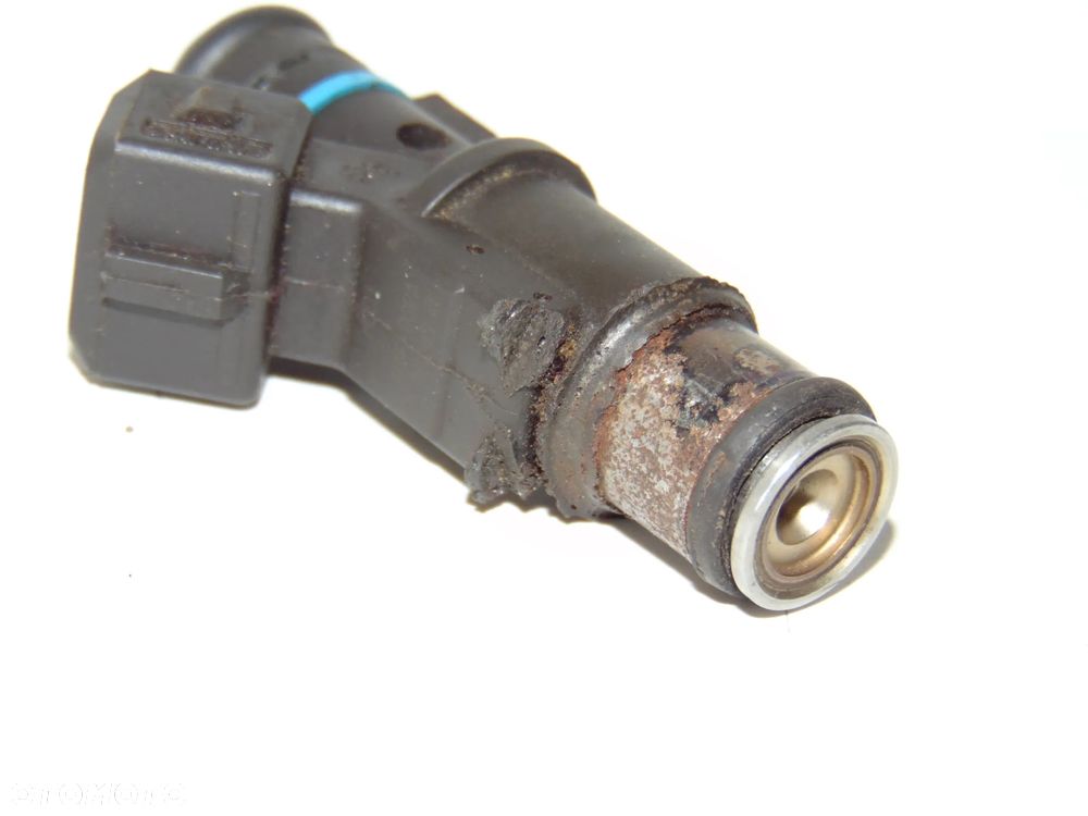 KOMPLET wtryski wtrysk wtryskiwacz paliwa 01F002A Citroen C2 C3 Xsara Peugeot 206 307 benzyna 1.4 - 6