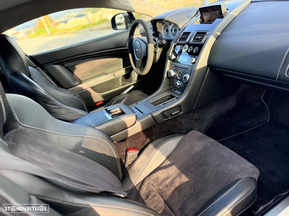 Aston Martin Vantage Coupe V8 Sportshift - 8