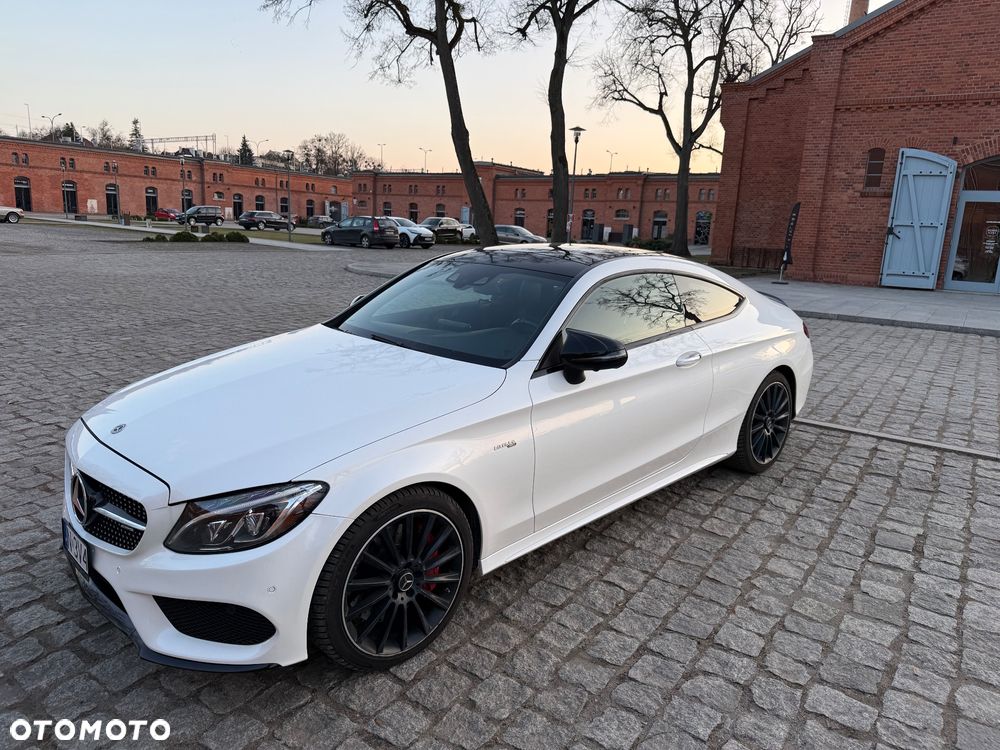 Mercedes-Benz Klasa C AMG 43 4Matic 9G-TRONIC Night Edition - 2
