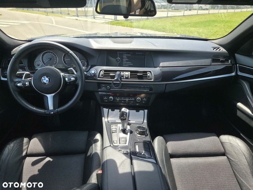 BMW Seria 5 535d Sport-Aut - 26