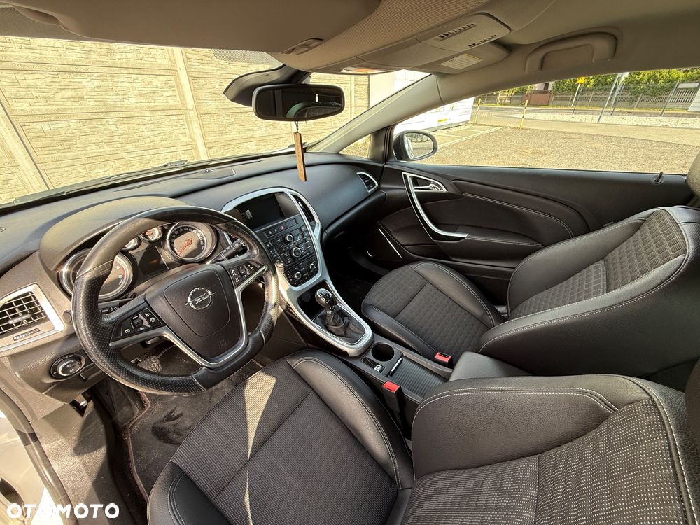 Opel Astra IV GTC 1.7 CDTI Sport S&S - 13