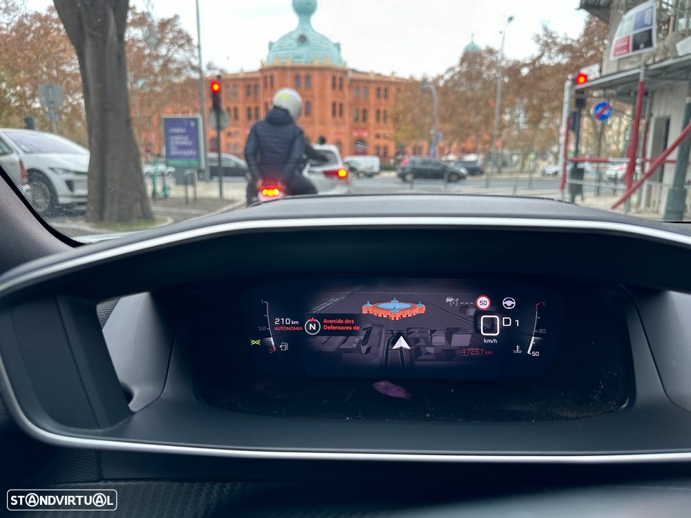 Peugeot 2008 1.2 PureTech GT Line EAT8 - 1