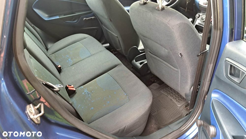Ford Fiesta - 6