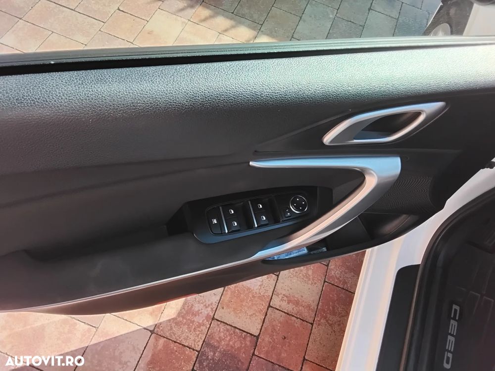 Kia Ceed 1.5 T-GDI Best - 18