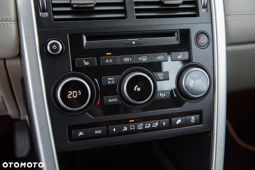 Land Rover Discovery Sport TD4 HSE - 26