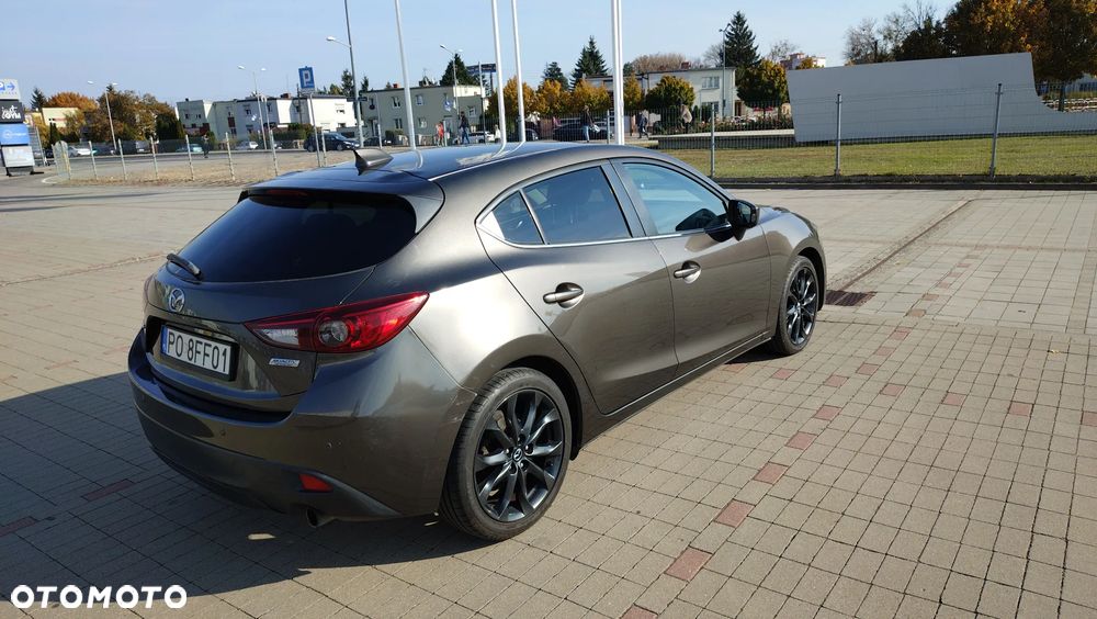 Mazda 3 - 13