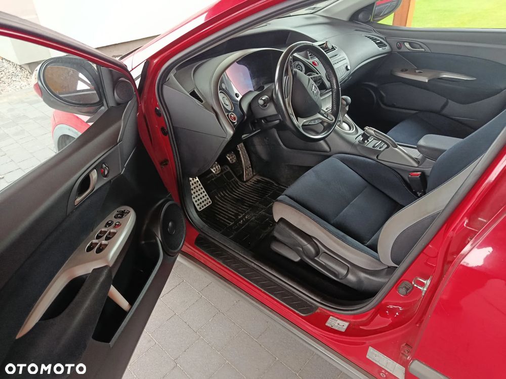 Honda Civic 1.8 Executive - 4