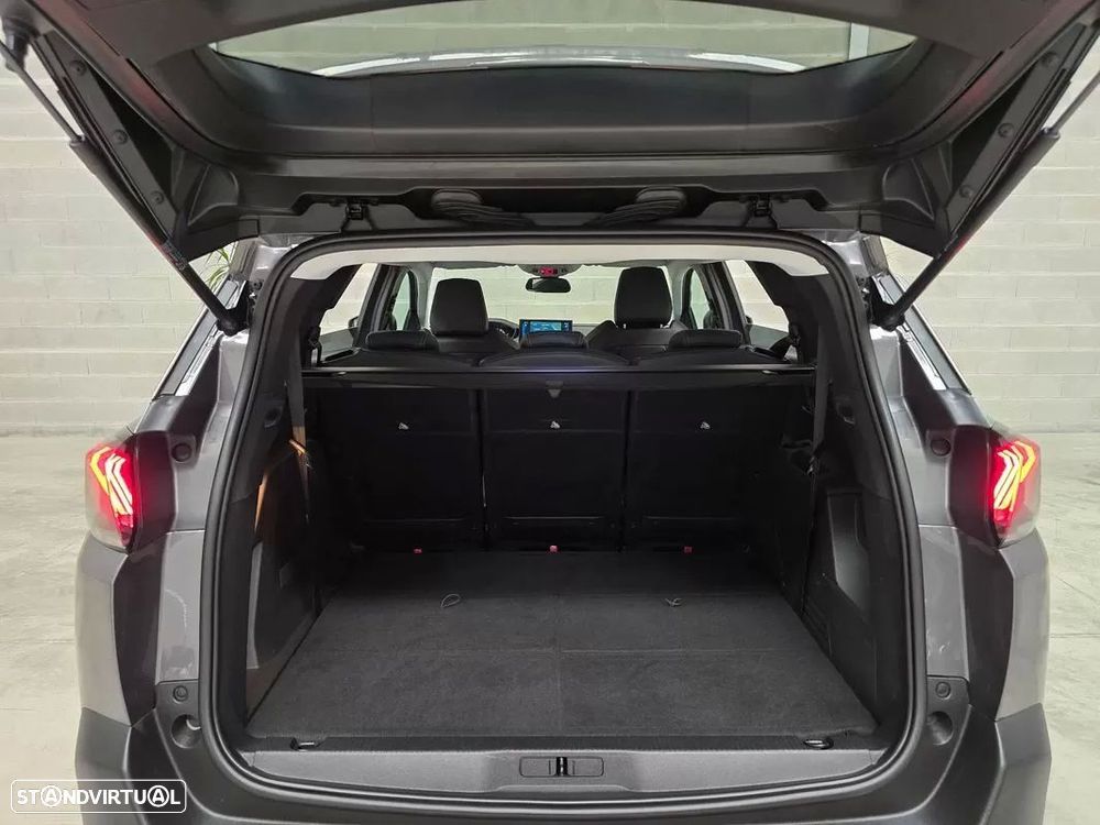 Peugeot 5008 1.2 PureTech Allure EAT8 - 38
