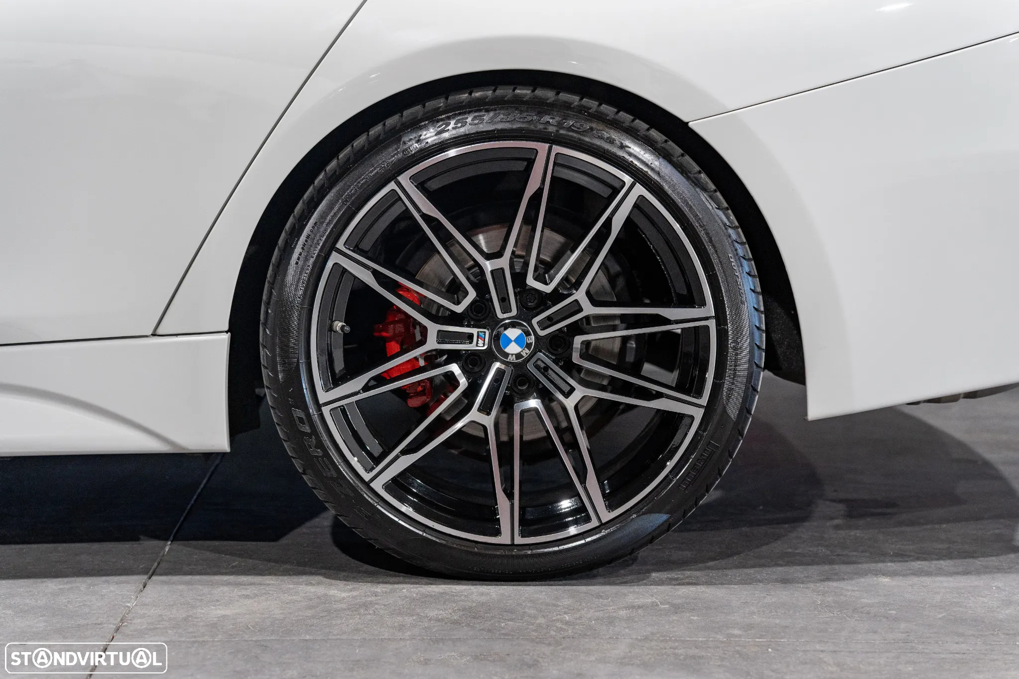 BMW 330 e iPerformance Pack M - 35