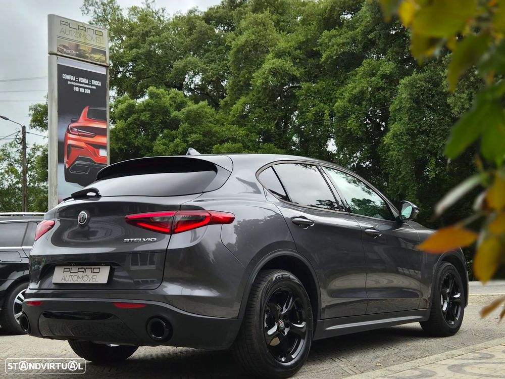 Alfa Romeo Stelvio 2.2 D Super AT8 - 19