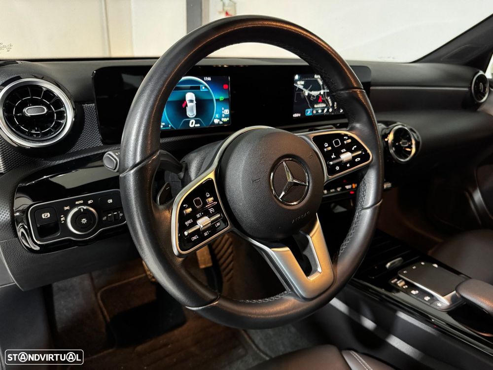 Mercedes-Benz A 250 - 26