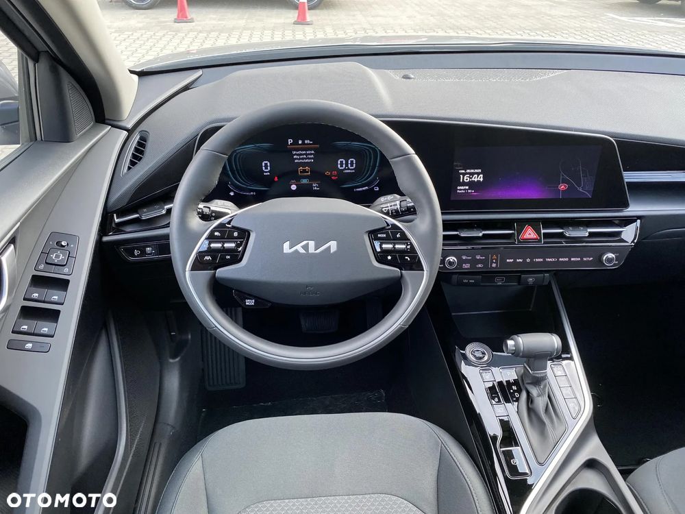 Kia Niro 1.6 GDI Hybrid M - 10
