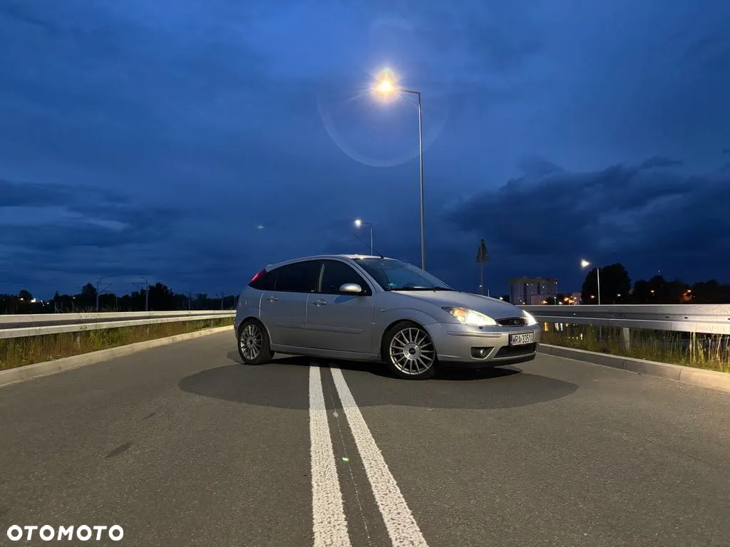 Ford Focus ST170 - 5