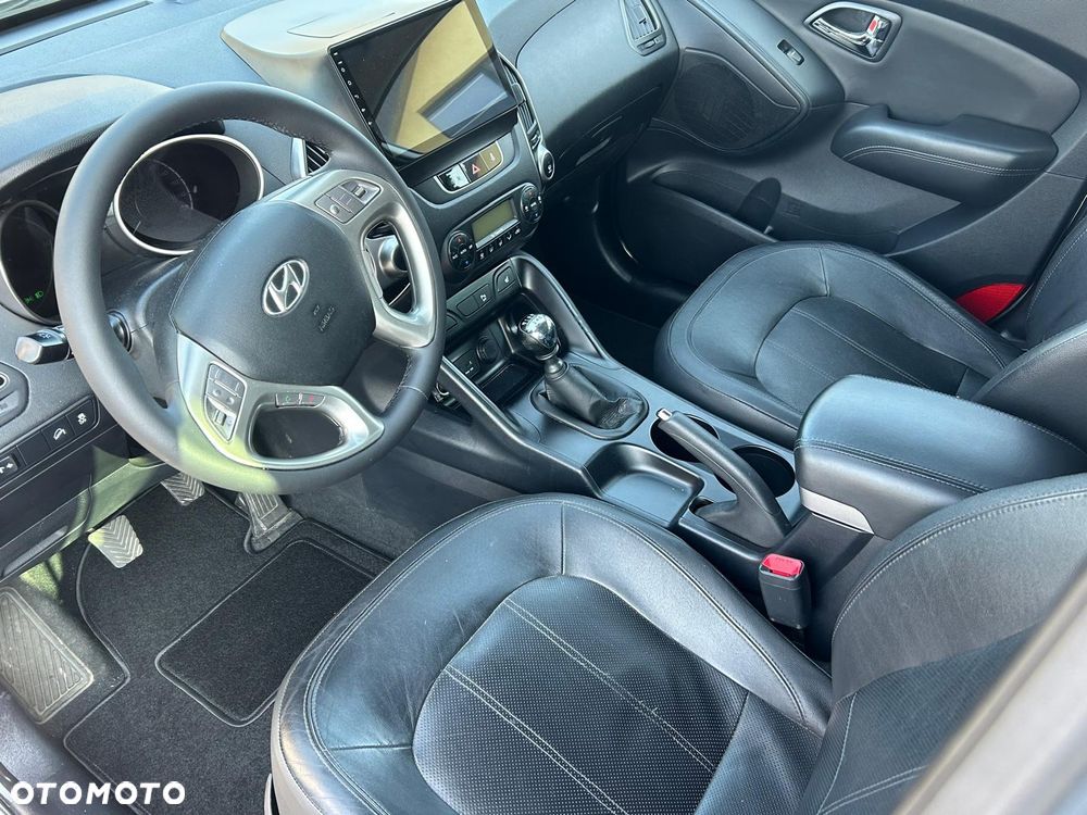 Hyundai ix35 - 14