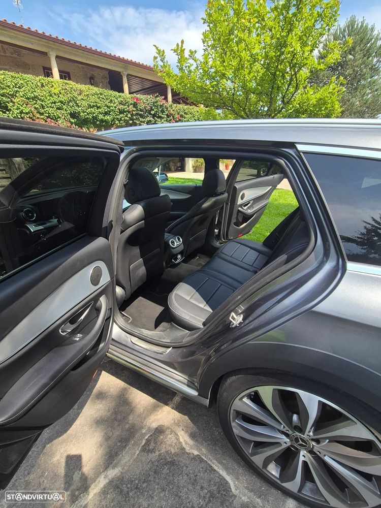 Mercedes-Benz E 220 d 4Matic 9G-TRONIC AMG Line - 9