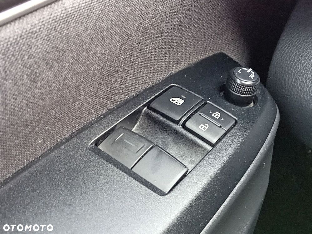 Toyota Yaris Hybrid 1.5 Comfort - 20