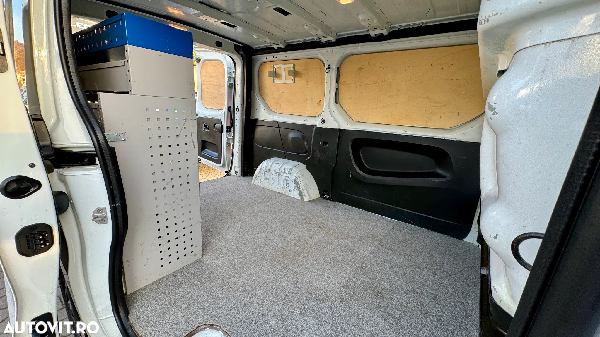 Renault Trafic - 11