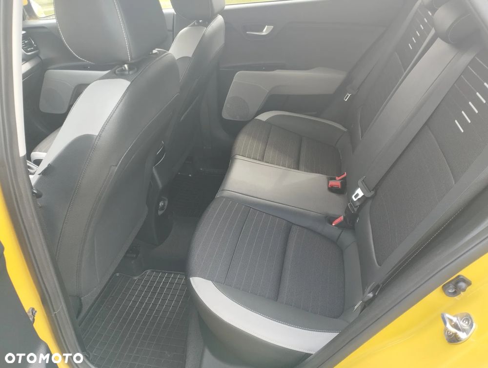 Kia Stonic 1.0 T-GDI 120 DCT OPF Edition 7 - 25