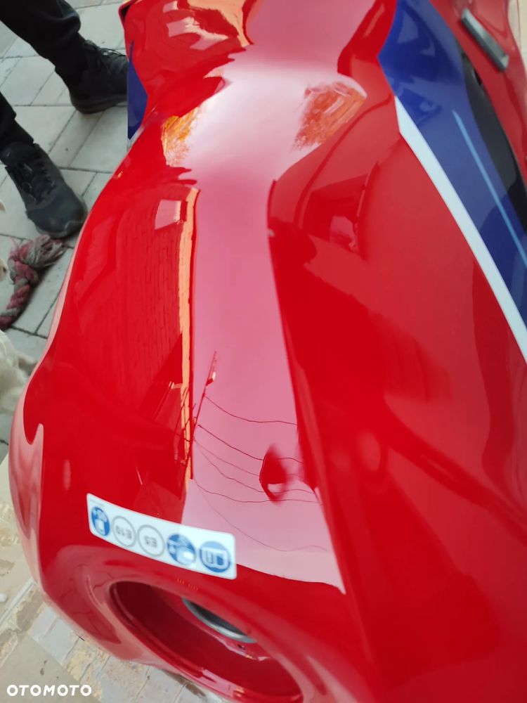 Bak, zbiornik paliwa Honda CBR 1000RR SC82 - 6