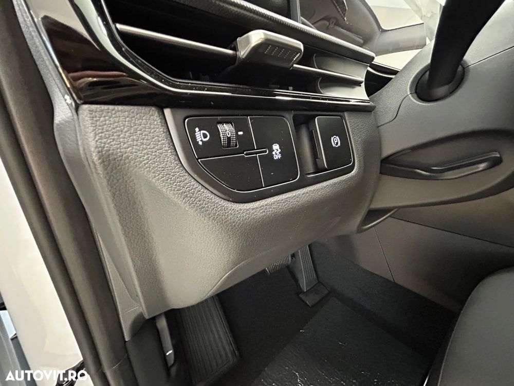 Kia Sportage PE 1.6 T-GDI 7DCT 4x2 Urban - 18