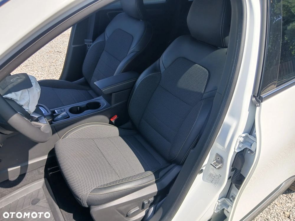 Renault Arkana 1.6 E-TECH Techno MMT - 21