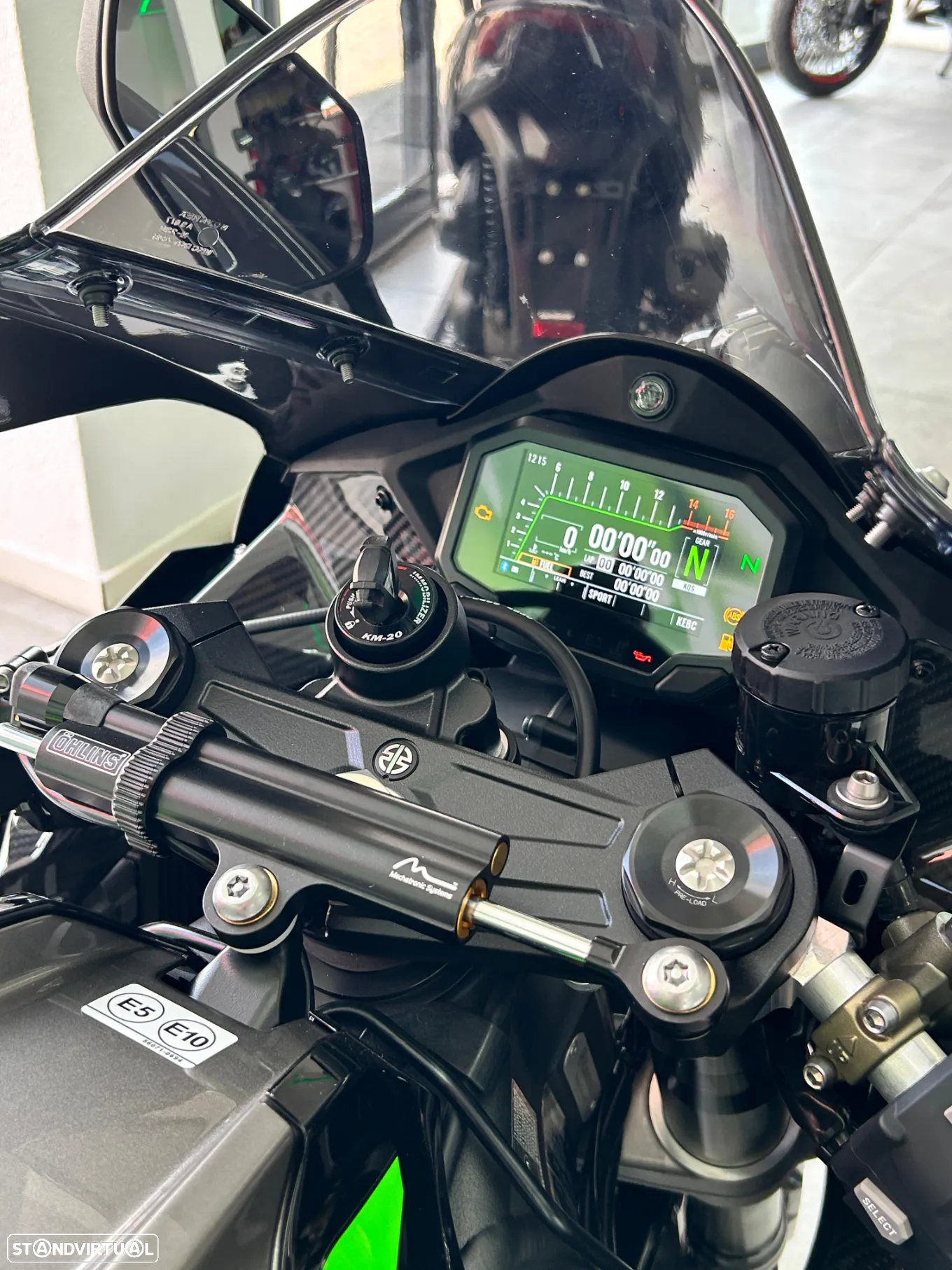 Kawasaki Ninja ZX-R - 8