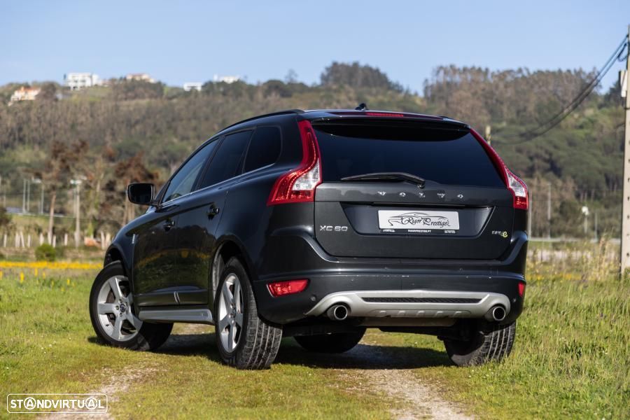 Volvo XC 60 2.0 D3 Drive R-Design 85 Anos Start/Stop - 3