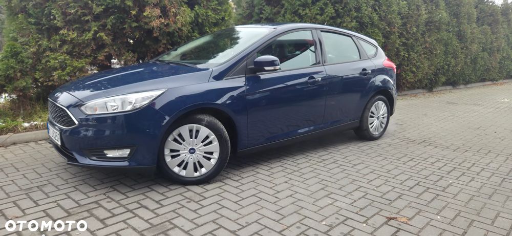 Ford Focus 1.0 EcoBoost Start-Stopp-System Champions Edition - 4