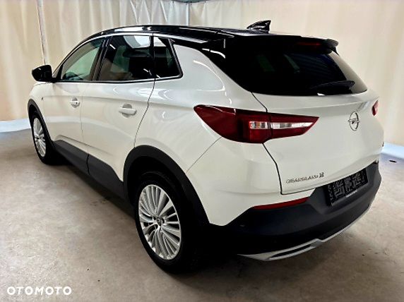 Opel Grandland X 1.2 Start/Stop Ultimate - 2