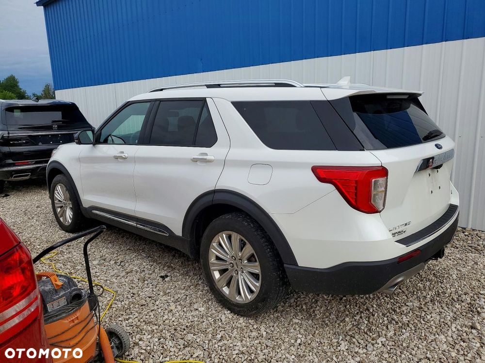 Ford Explorer - 3