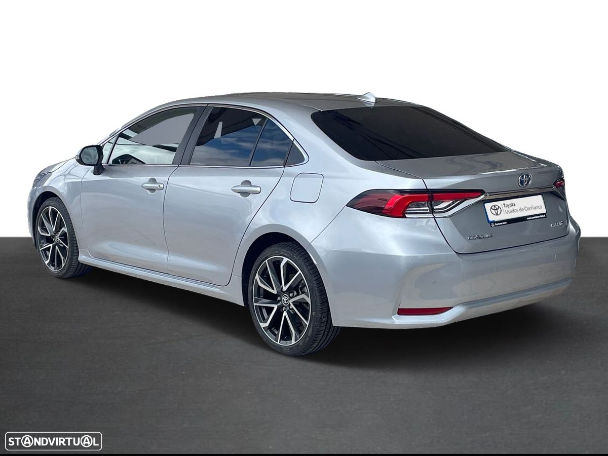 Toyota Corolla SD 1.8 Hybrid Luxury - 2