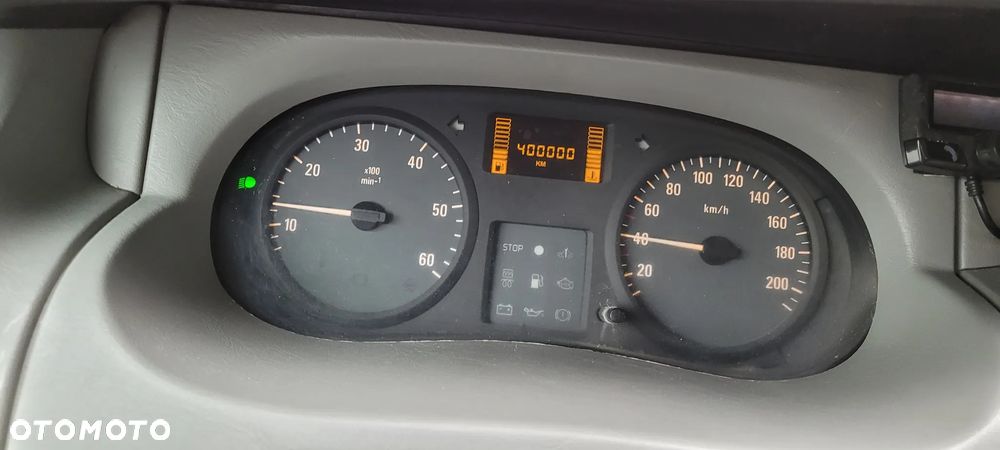 Opel Vivaro Tour - 17
