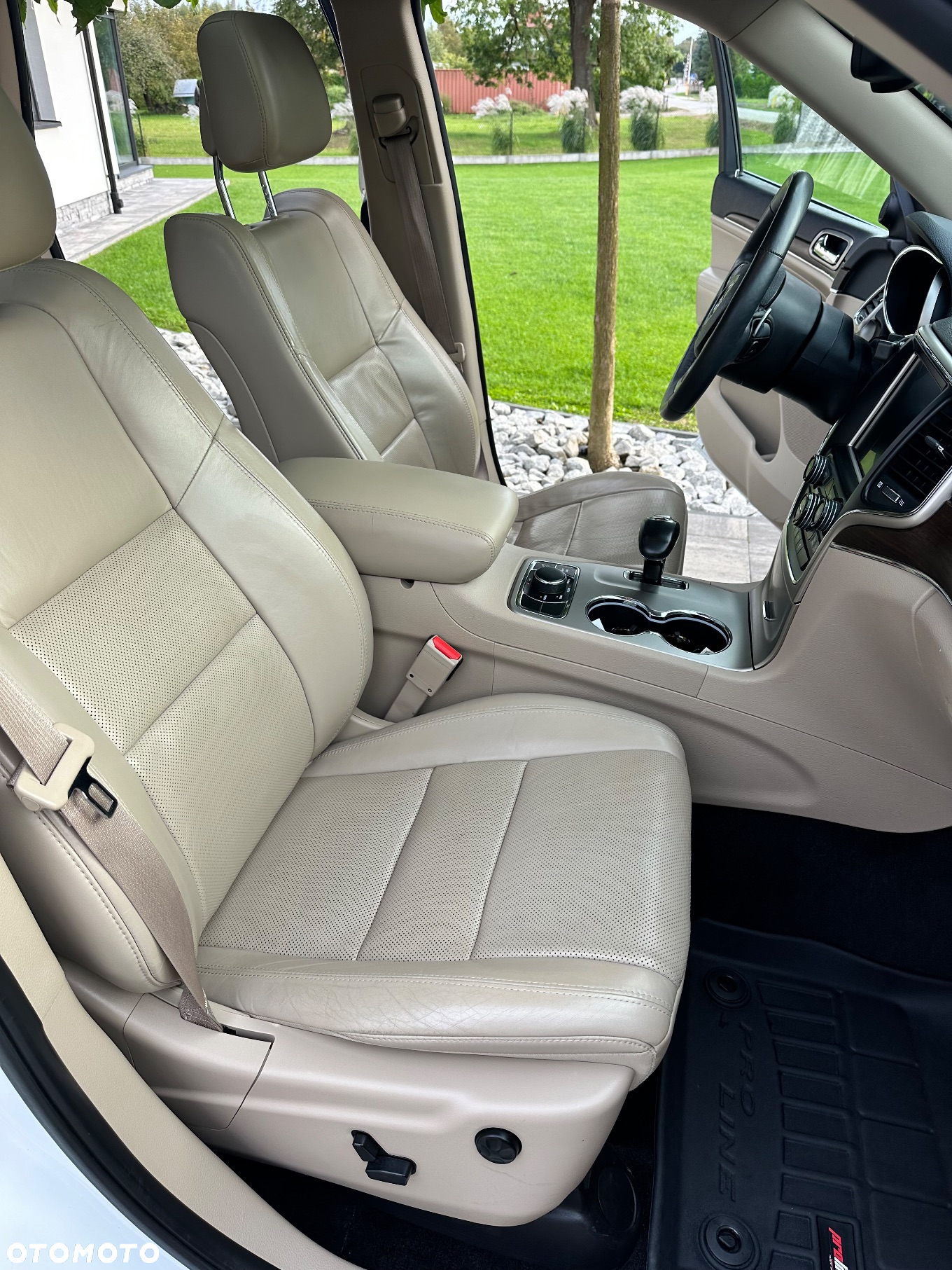 Jeep Grand Cherokee 3.6 V6 Limited - 12
