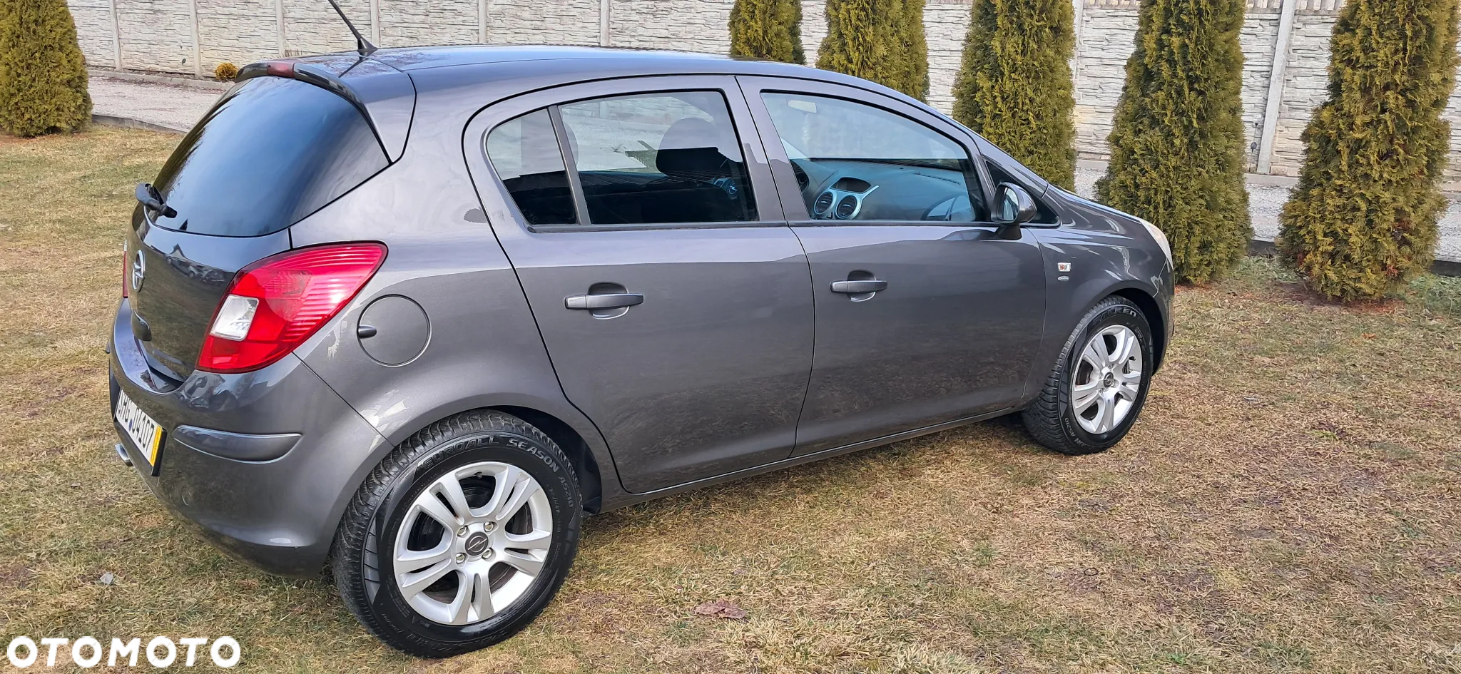 Opel Corsa 1.4 16V Satellite - 12