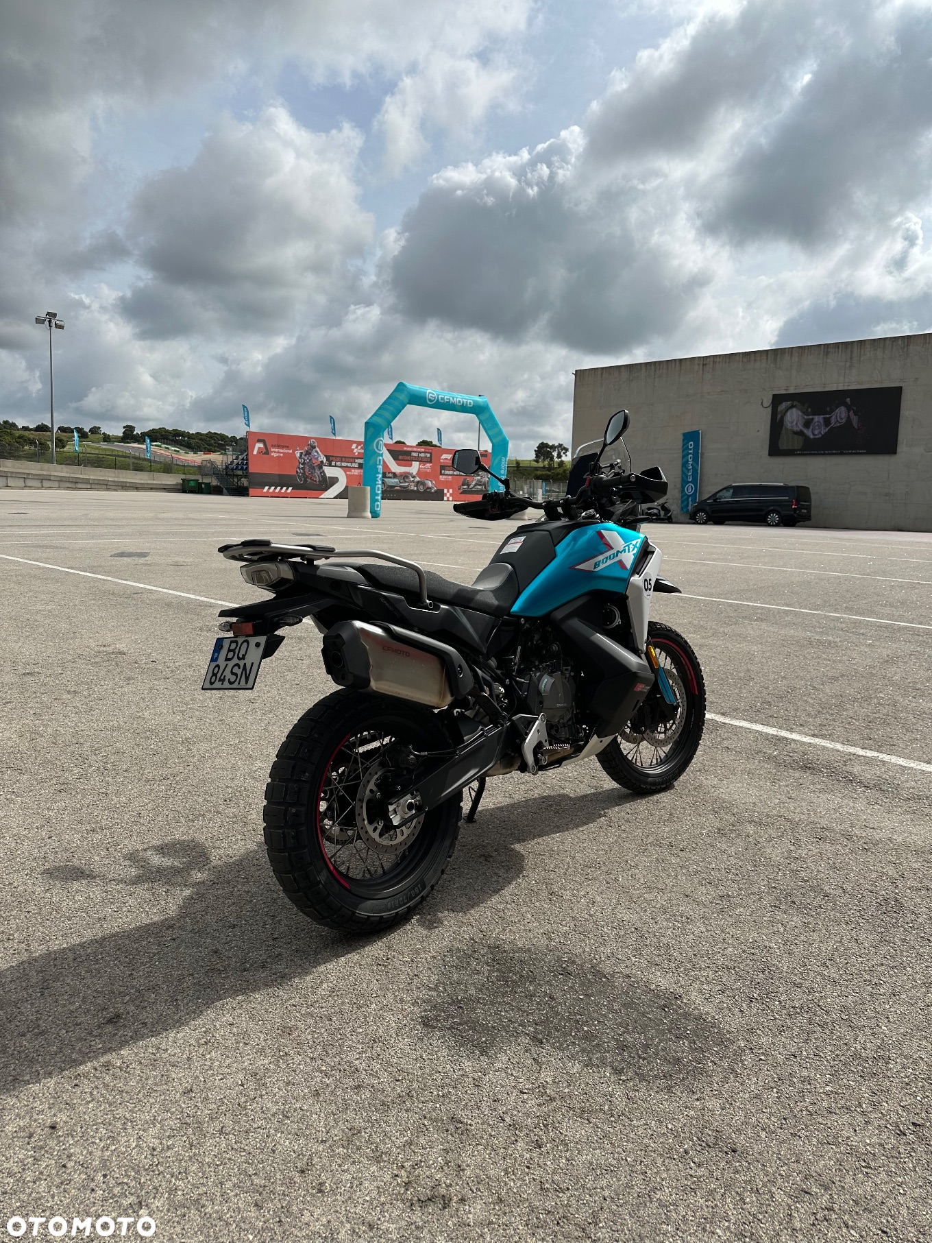 CFMoto MT - 6