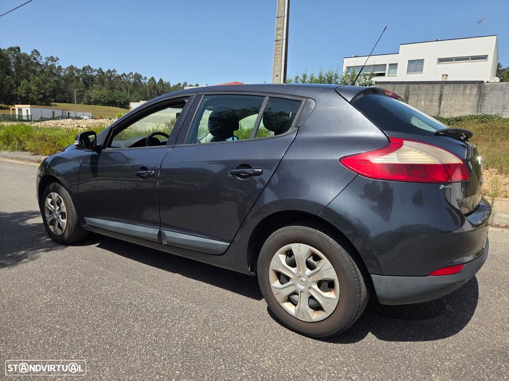 Renault Mégane 1.5 dCi Confort - 2